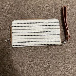 Jewell by Thirty One wallet